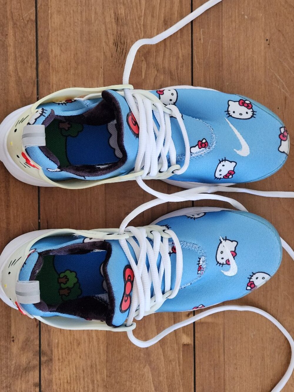 Nike Air Presto Hello Kitty — Men's 6 / Women's 7.5 — EU 38.5 — 24 cm